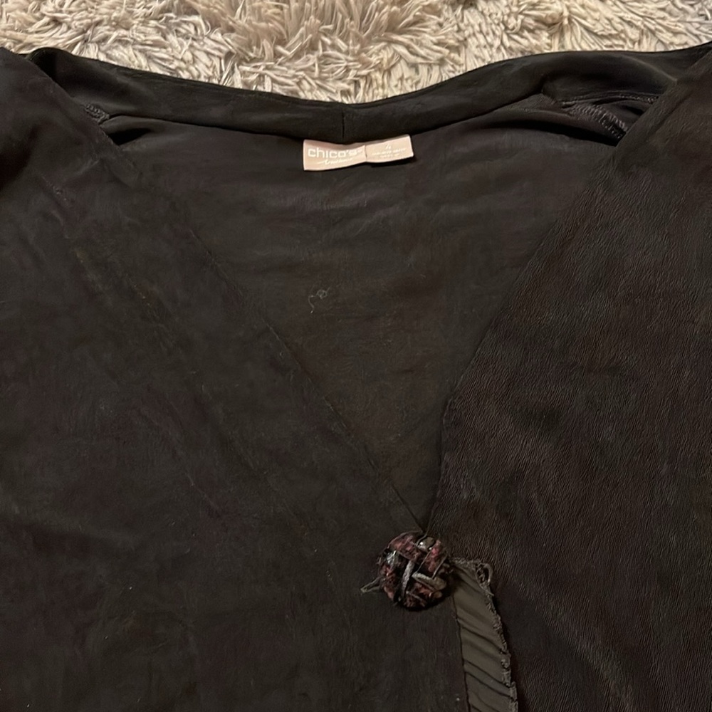 Beautiful Chico’s Traveler’s Cardigan w/stunning hem. - Picture 9 of 11